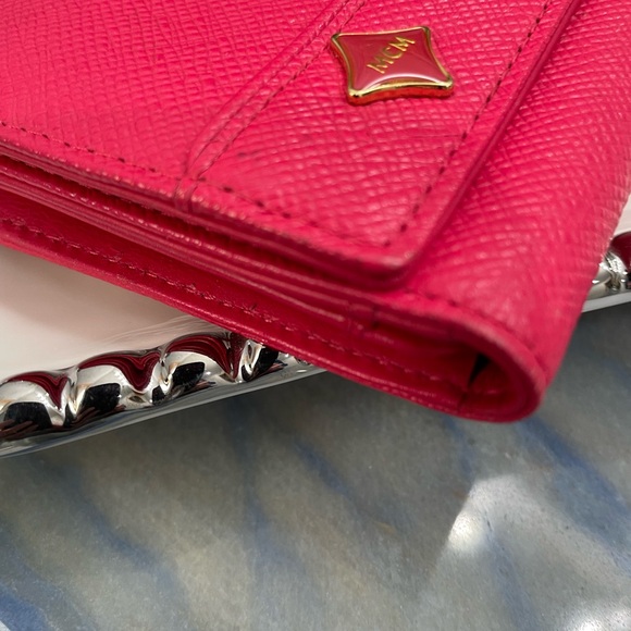 MCM Hot Pink Leather Studded Logo Motifs Wallet - Picture 16 of 17